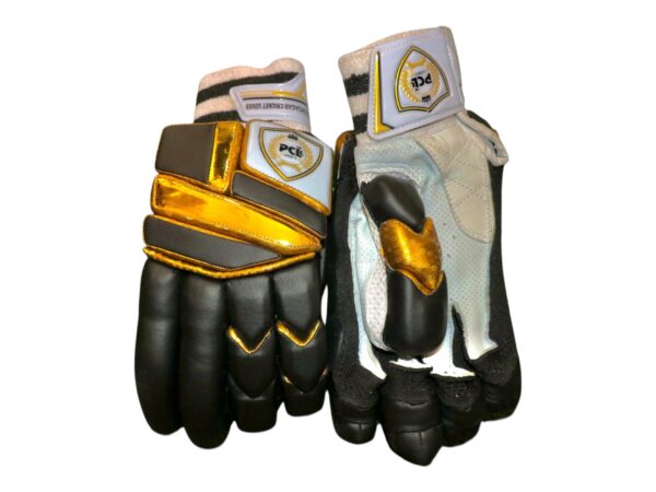 PLAYER EDITION BATTING GLOVE - Image 7