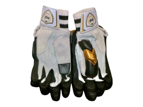 PLAYER EDITION BATTING GLOVE - Image 4